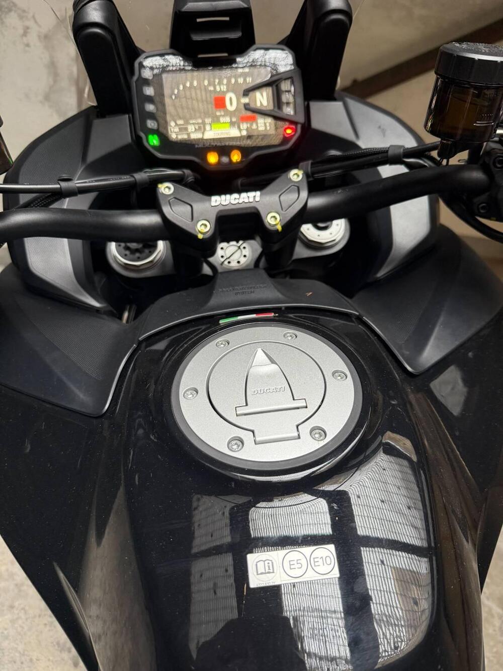 Ducati Multistrada V2 S (2022 - 24) (8)
