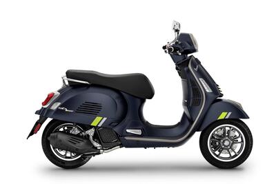 Vespa GTS 300 Super Tech (2023 - 24) nuova