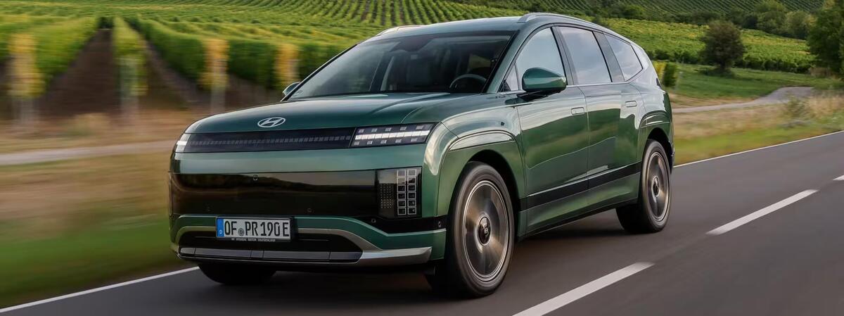 Hyundai Ioniq 9, allestimenti e prezzi del maxi SUV coreano da 7 posti