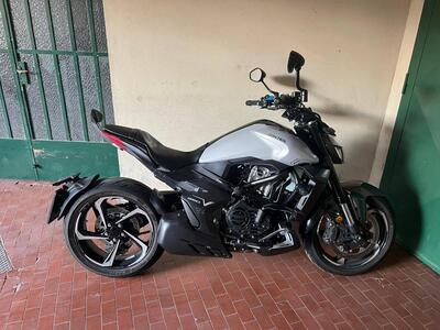 Zontes ZT350-V1 (2022 - 25) usata