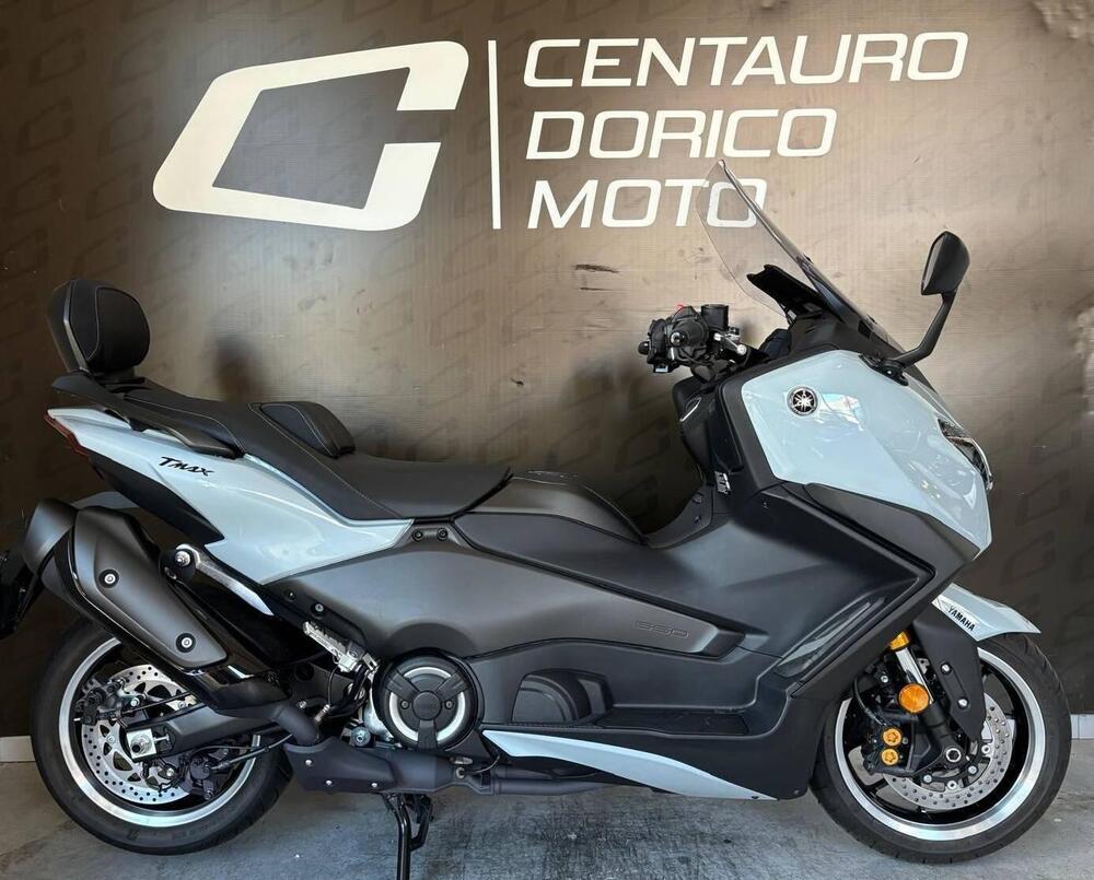 Yamaha T-Max 560 Tech Max (2025 - 26)