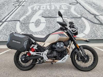 Moto Guzzi V85 TT Travel (2024 - 25) usata