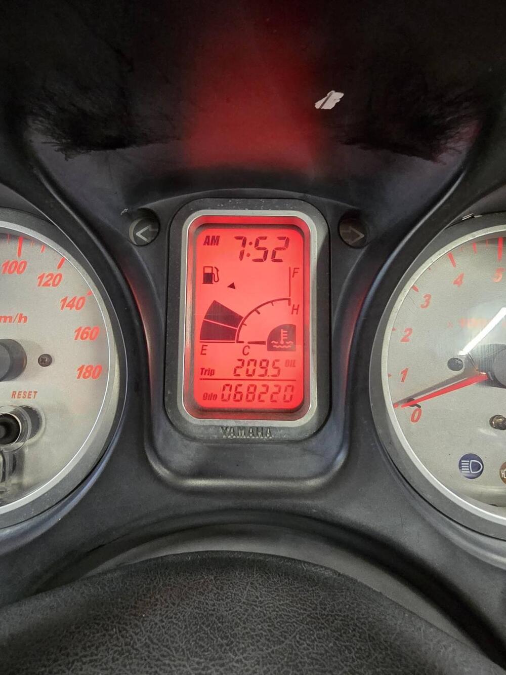 Yamaha T-Max 500 (2004 - 07) (7)