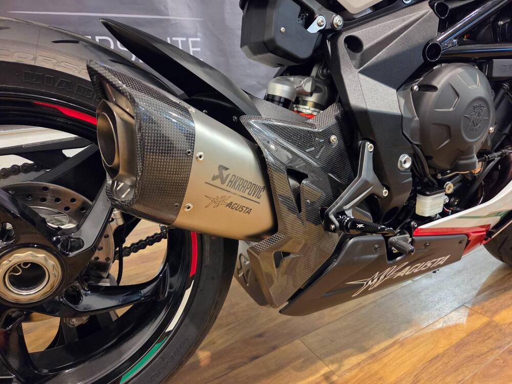 MV Agusta F3 800 RC (2022 - 25) (11)