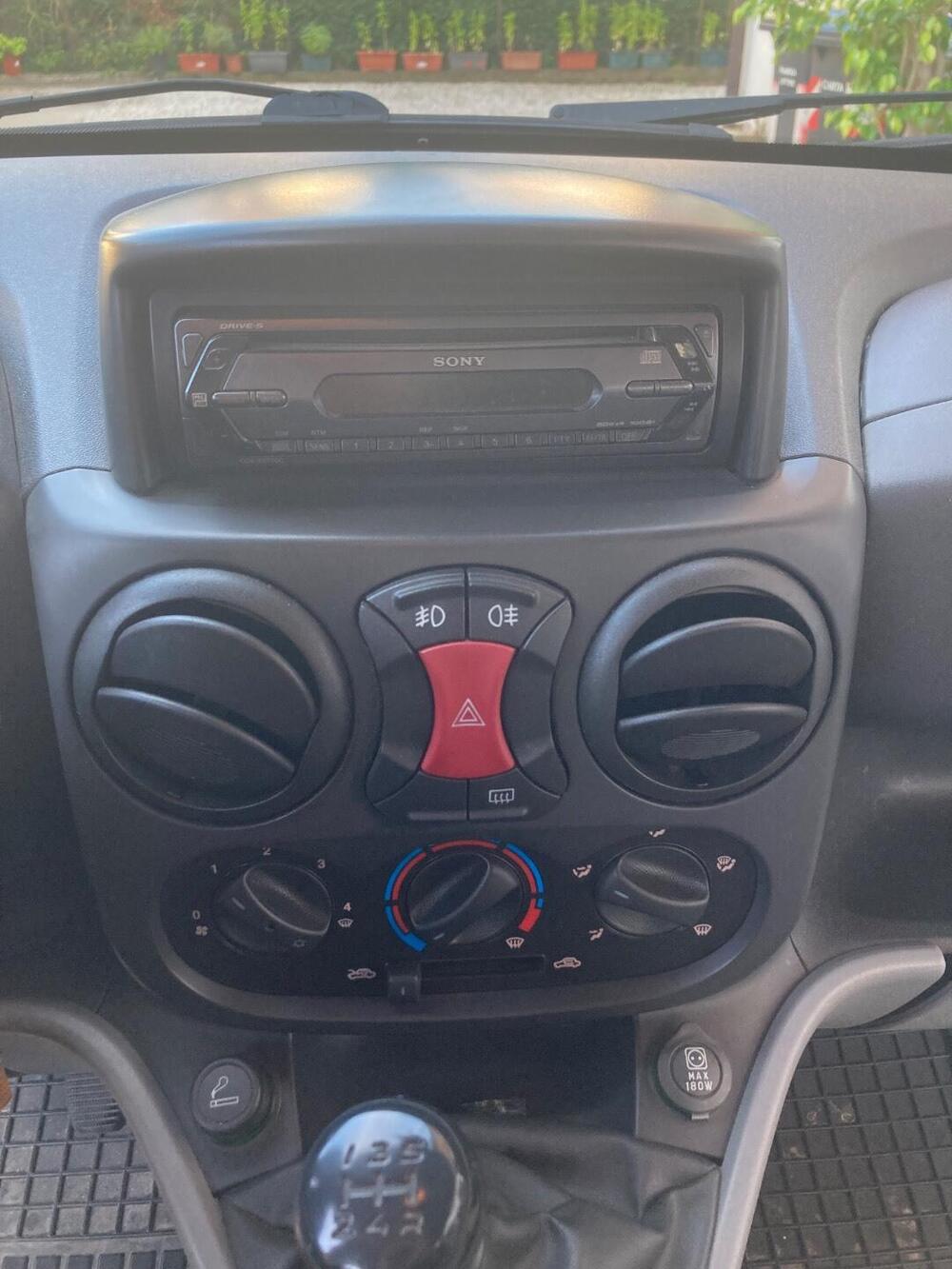 Fiat Doblò usata a Padova (11)