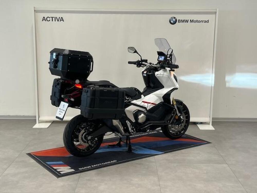 Honda X-ADV 750 DCT Travel (2021 - 24) (6)