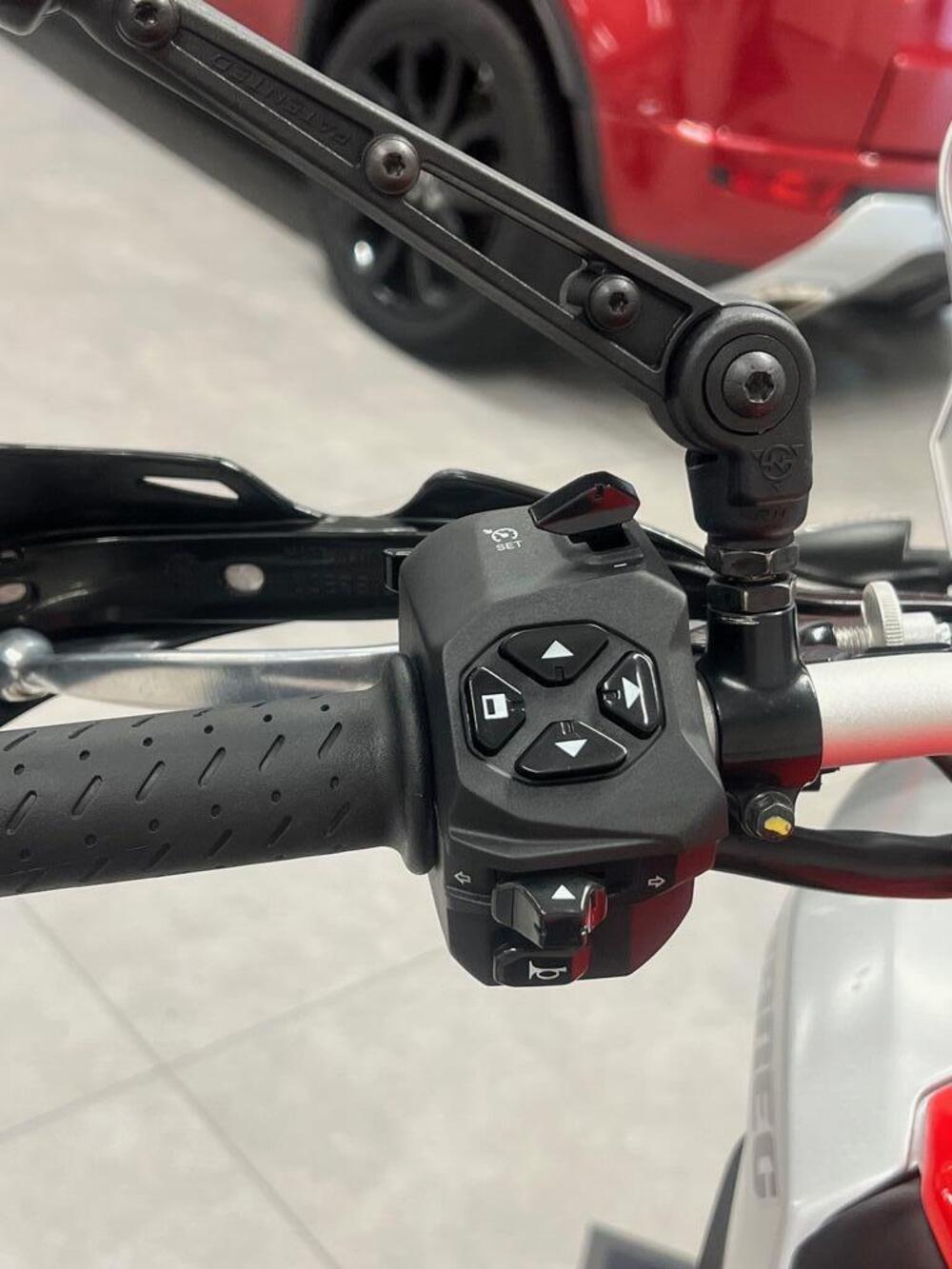 Aprilia Tuareg 660 (2022 - 24) (9)