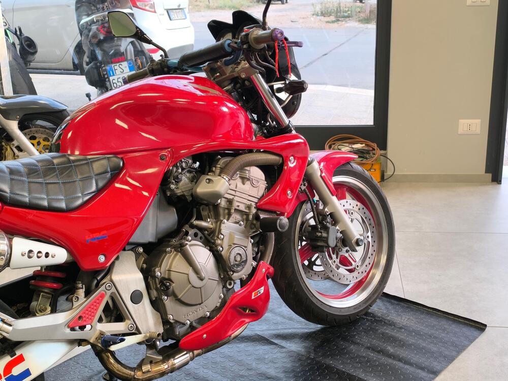 Honda Hornet 600 (2000 - 02) (2)