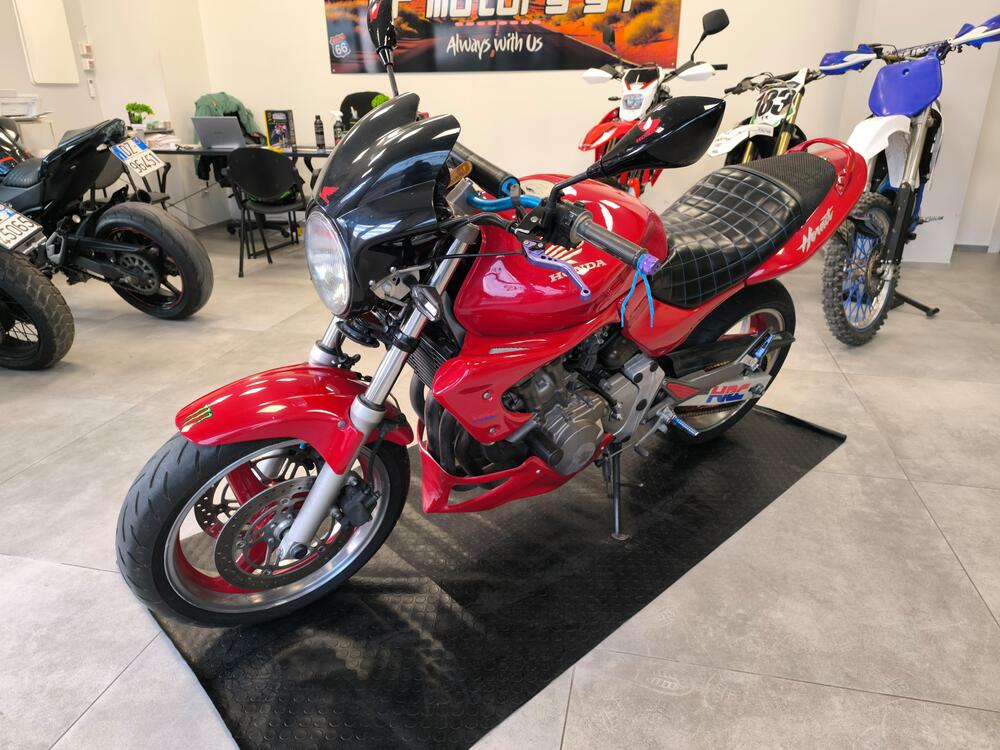 Honda Hornet 600 (2000 - 02) (4)