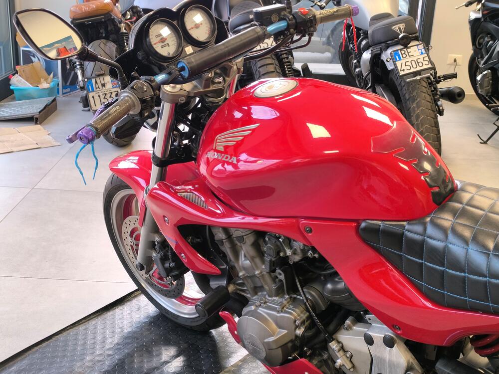 Honda Hornet 600 (2000 - 02) (6)