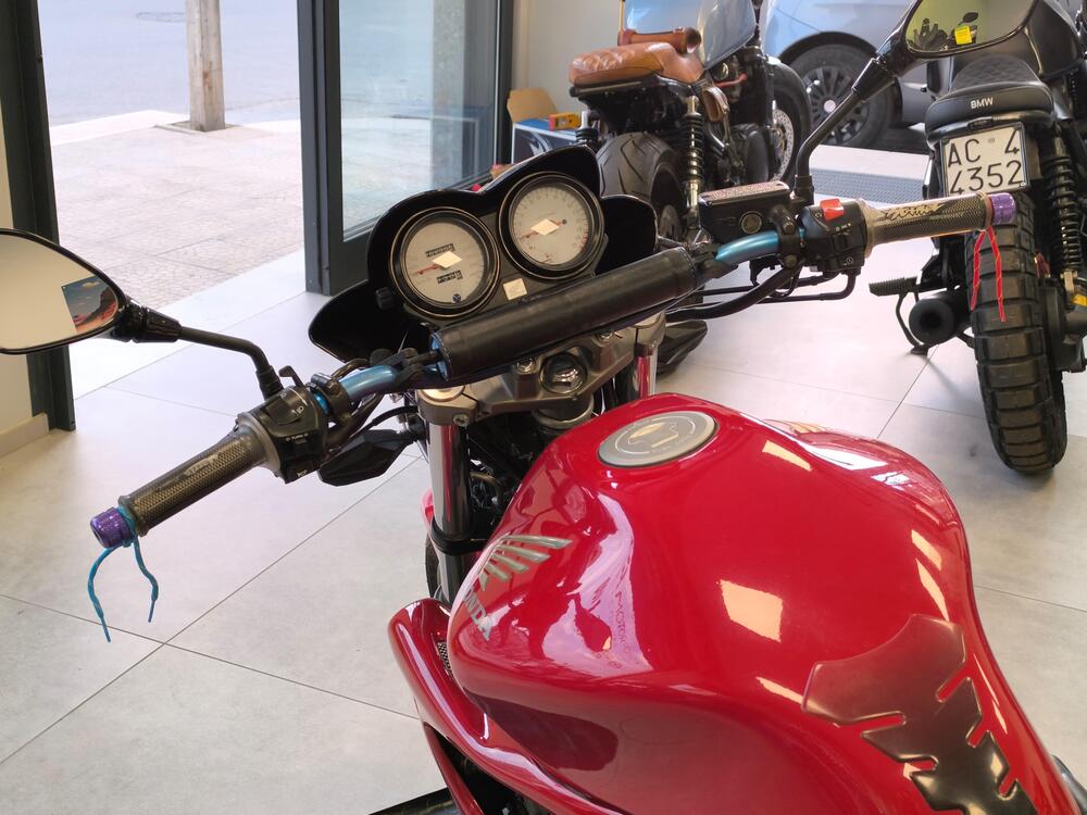 Honda Hornet 600 (2000 - 02) (10)