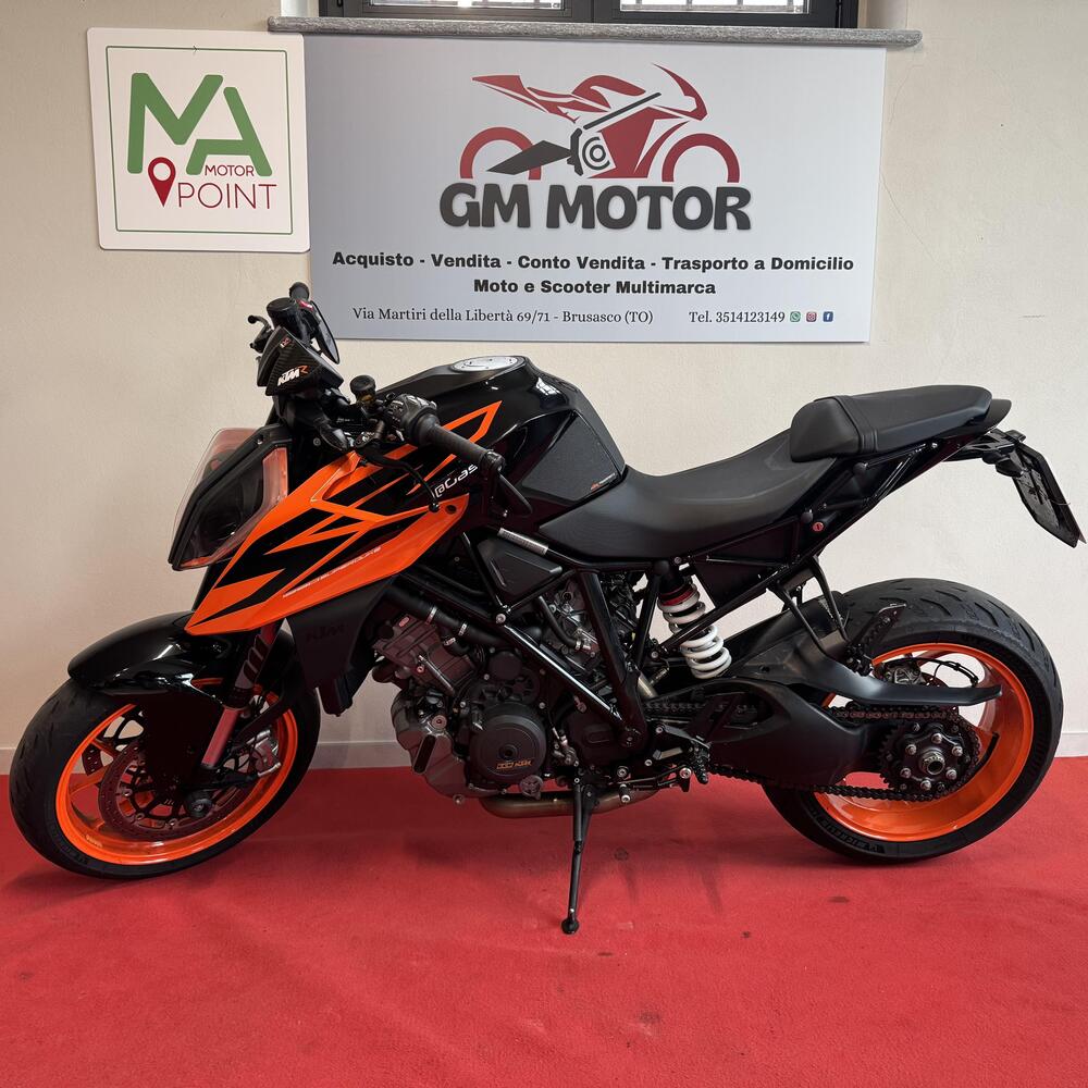 KTM 1290 Super Duke R (2019) (5)