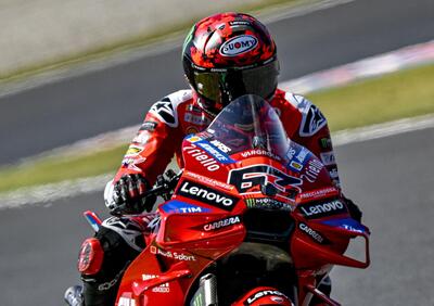 MotoGP 2025. GP del Giappone. Pecco Bagnaia è tornato e stravince la Sprint davanti a Marc Marquez! [RISULTATI]