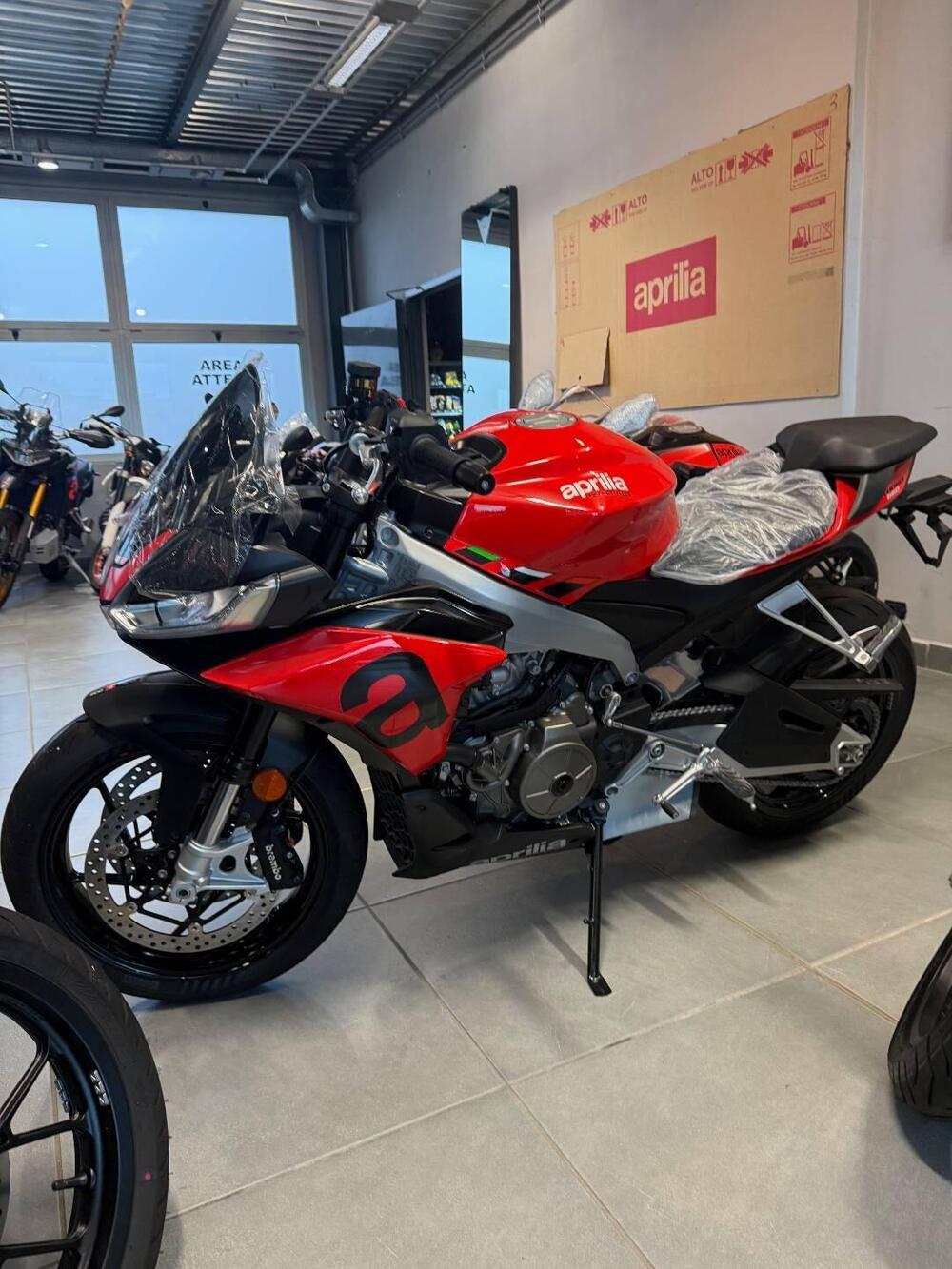 Aprilia Tuono 660 (2021 - 25) (4)