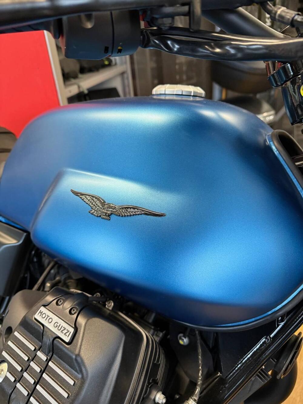 Moto Guzzi V7 Stone (2025 - 26) (3)