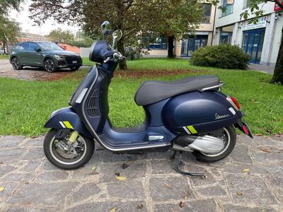 Vespa GTS 300 Super Tech (2023 - 24) usata