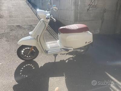 Lambretta V200 Special (2021 - 25) usata