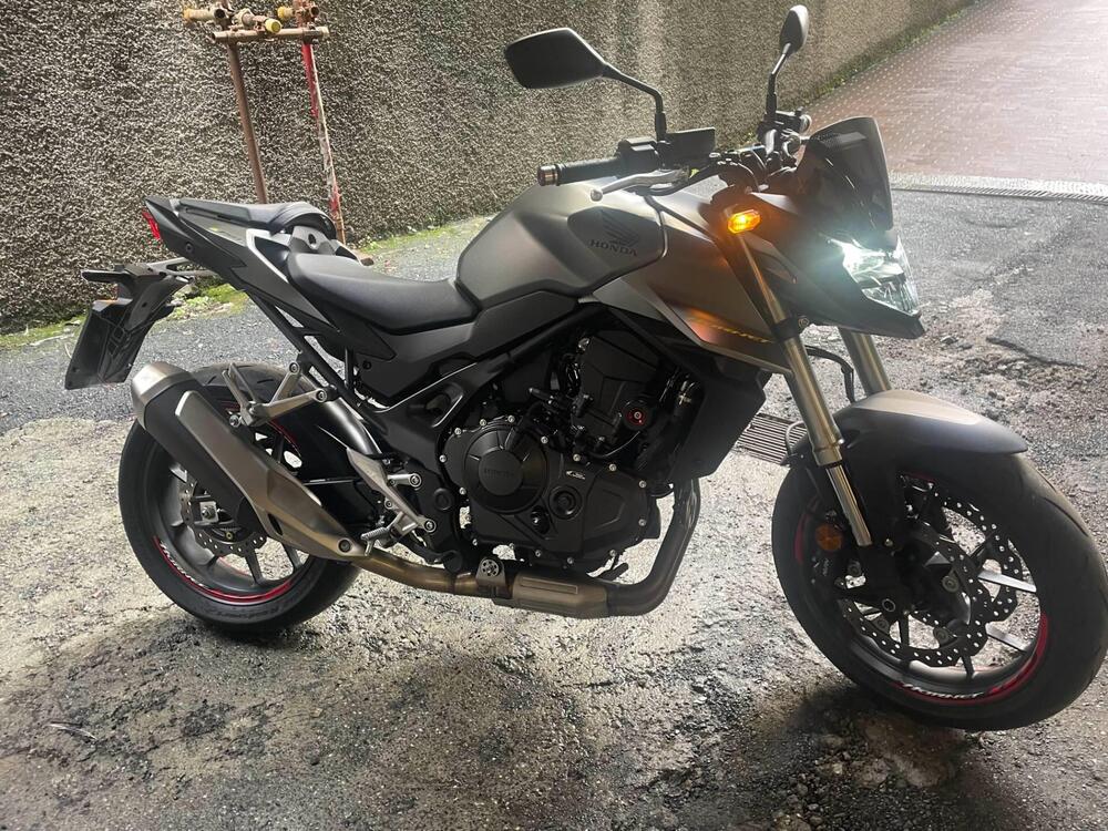 Honda CB 750 Hornet (2023 - 24) (8)