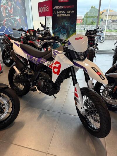 Aprilia SX 125 (2025) nuova