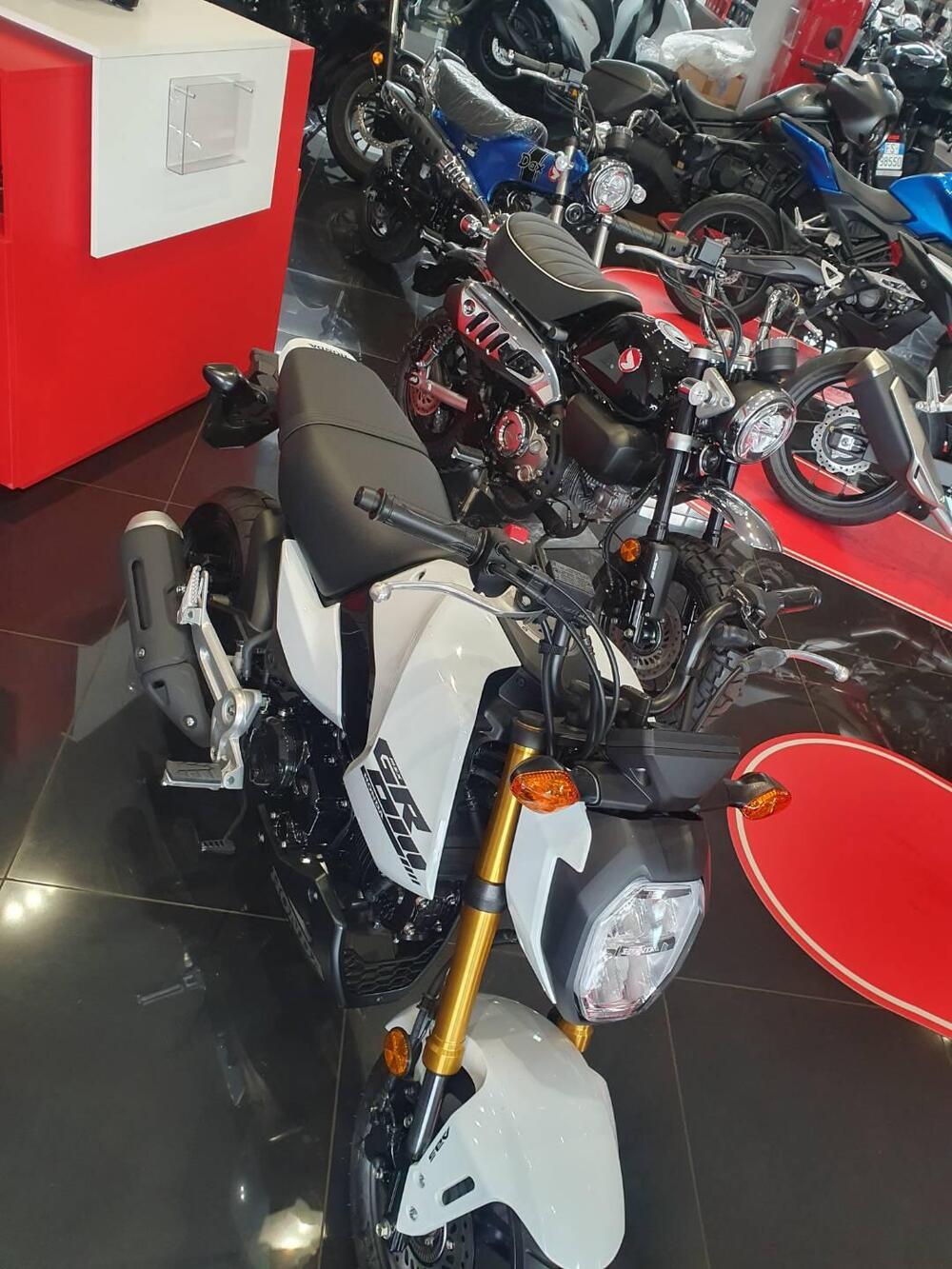 Honda MSX 125 Grom (2021 - 26) (2)