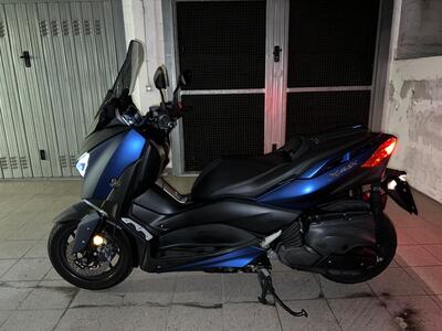 Yamaha X-Max 400 ABS (2017 - 20) usata