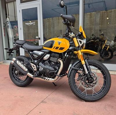 Triumph Scrambler 400 XC (2025) nuova