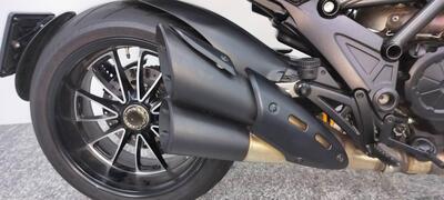 Ducati Diavel 1200 Carbon (2017 - 18) usata