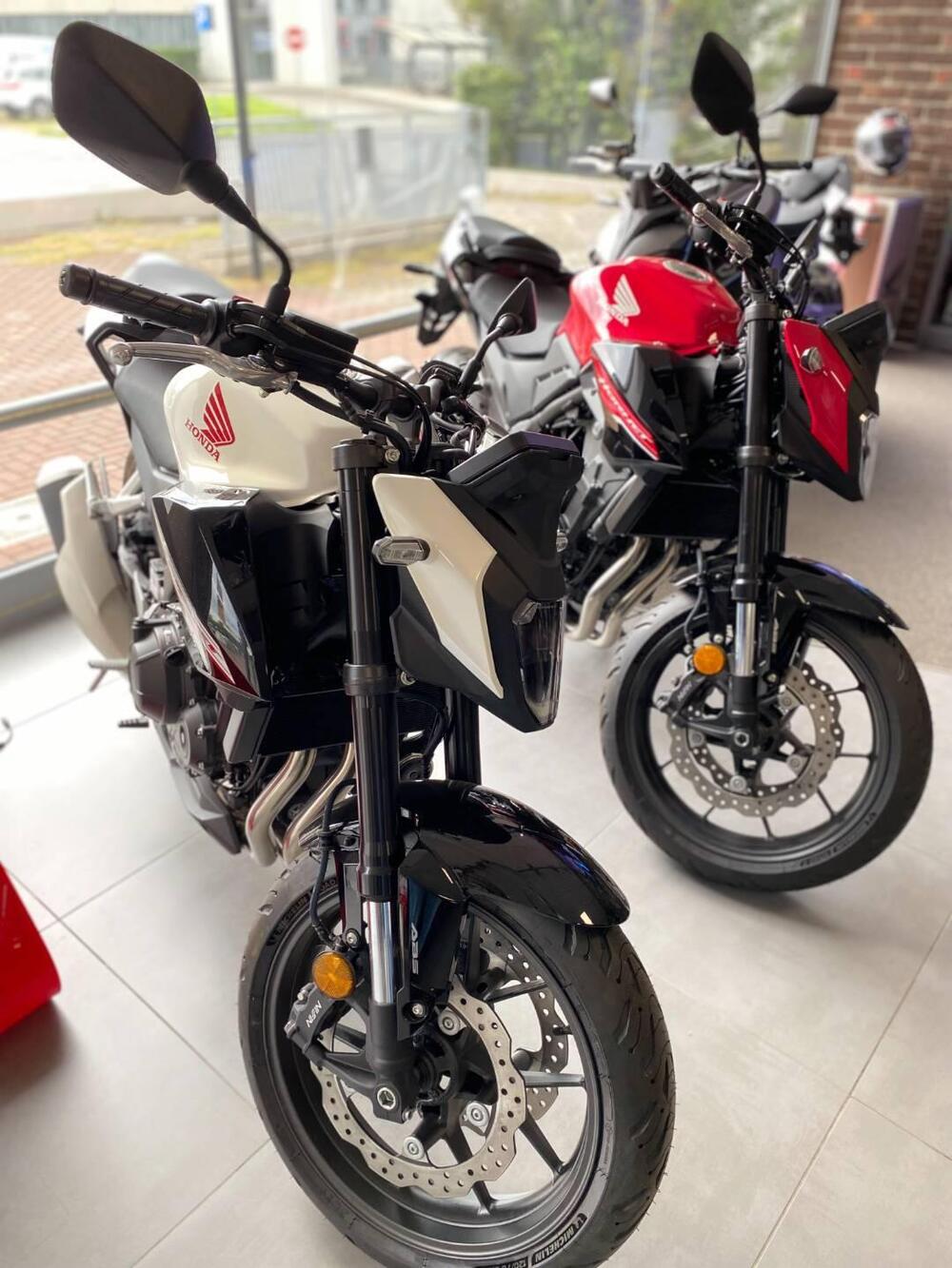 Honda CB 500 Hornet (2024 - 25) (2)