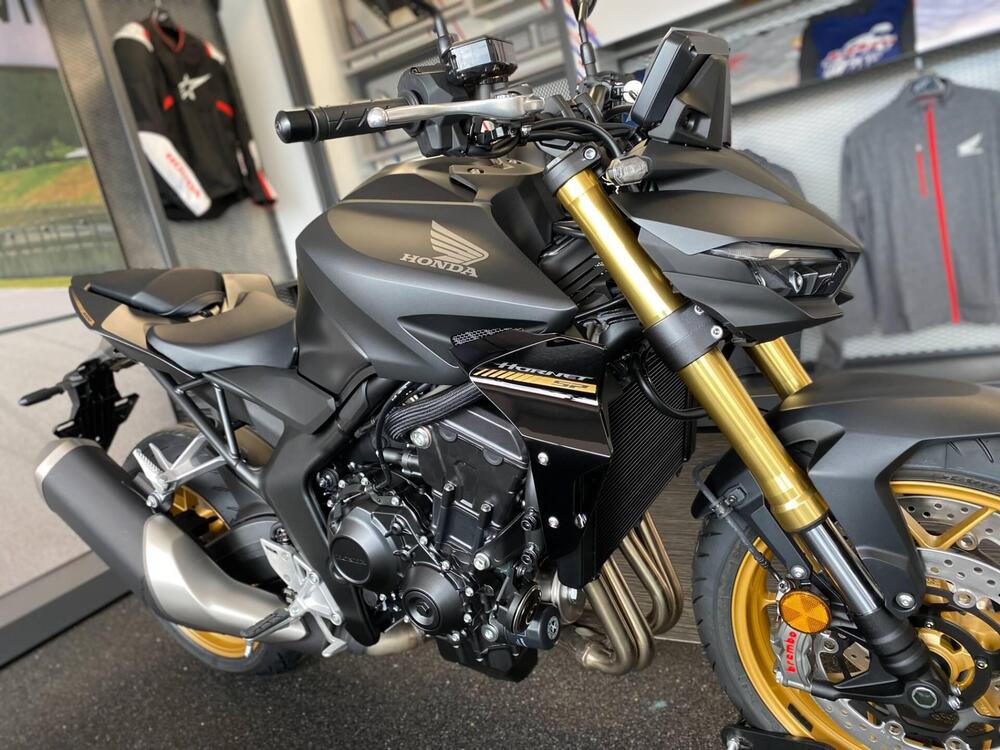 Honda CB 1000 Hornet SP (2025 - 26) (2)