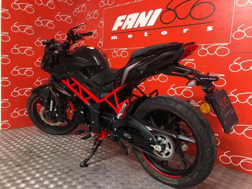 Benelli BN 125 (2021 - 25) (4)