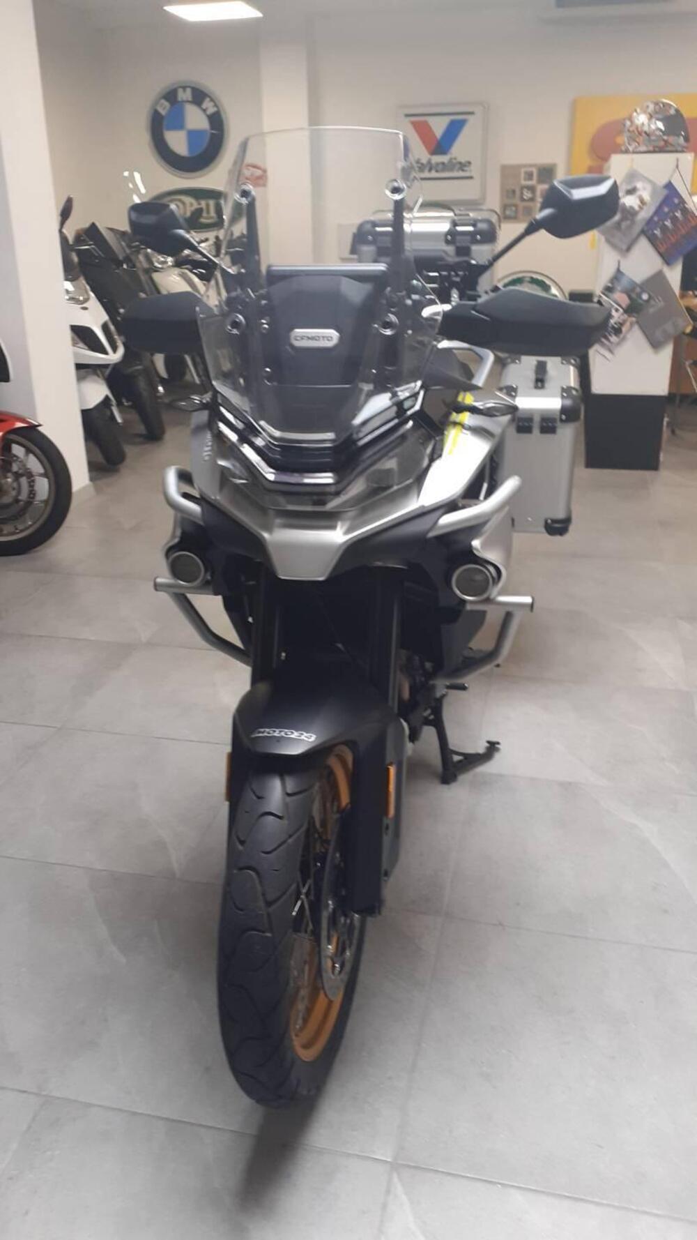 CFMOTO 800MT Touring (2022 - 26) (2)