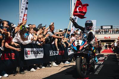 SBK 2025. GP d'Aragona. Toprak: &ldquo;Un arrivo in volata, ma l&rsquo;importante &egrave; che io abbia vinto&rdquo; [GALLERY]