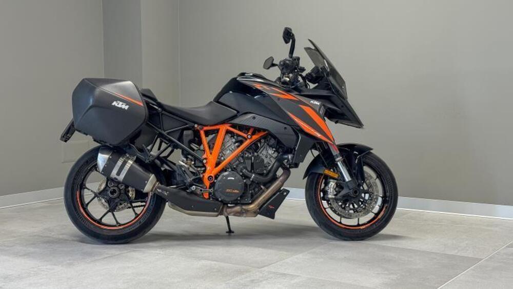 KTM 1290 Super Duke GT ABS (2016 - 18) (6)