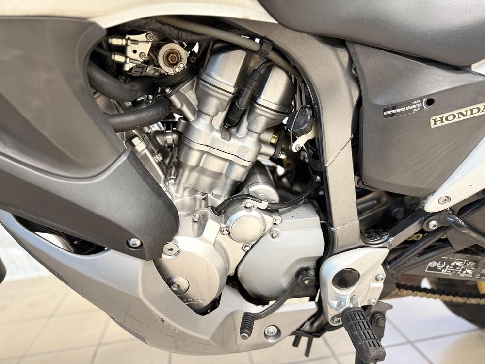 Honda Transalp XL 700 V (2007 - 2013) (6)