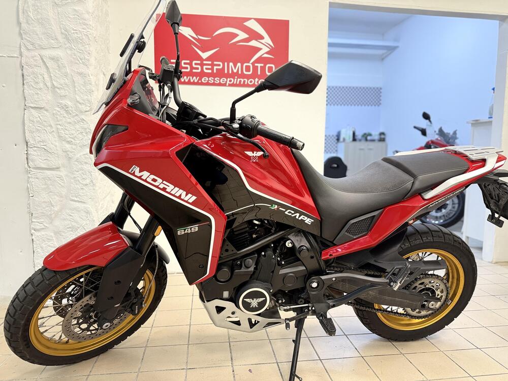 Moto Morini X-Cape 650 Gold Wheels Edition (2022 - 26) (2)