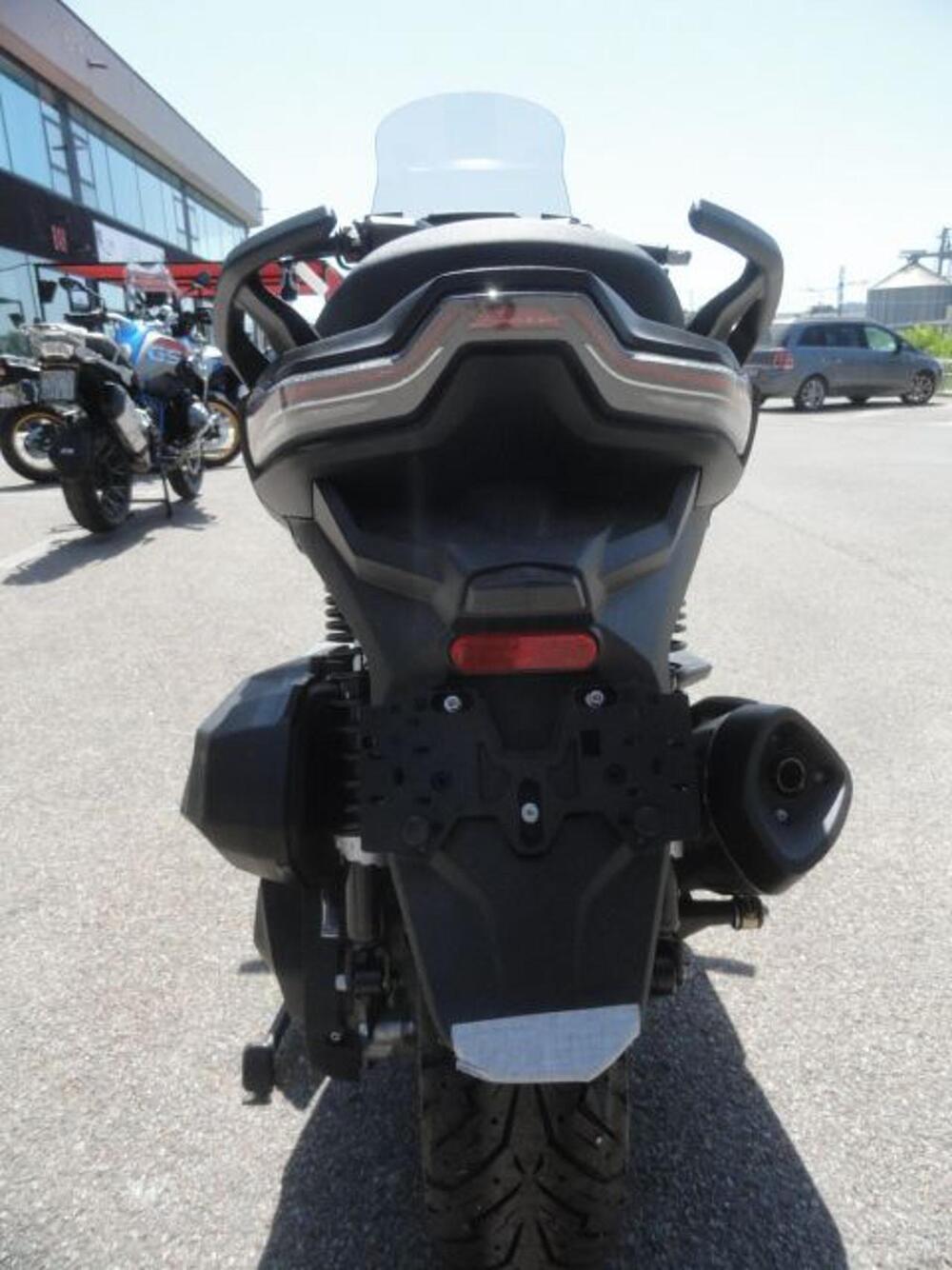 Voge Sfida SR4 MAX (2024 - 25) (8)