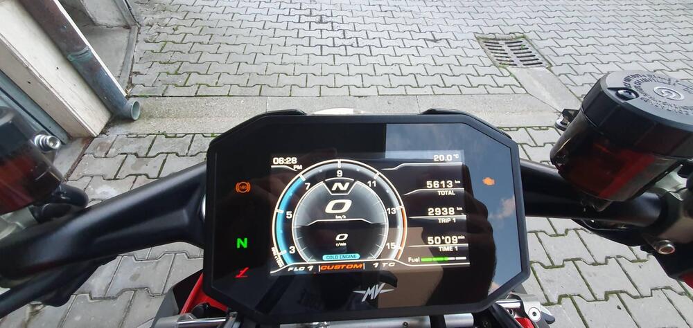 MV Agusta Brutale 1000 RS (2022 - 26) (6)