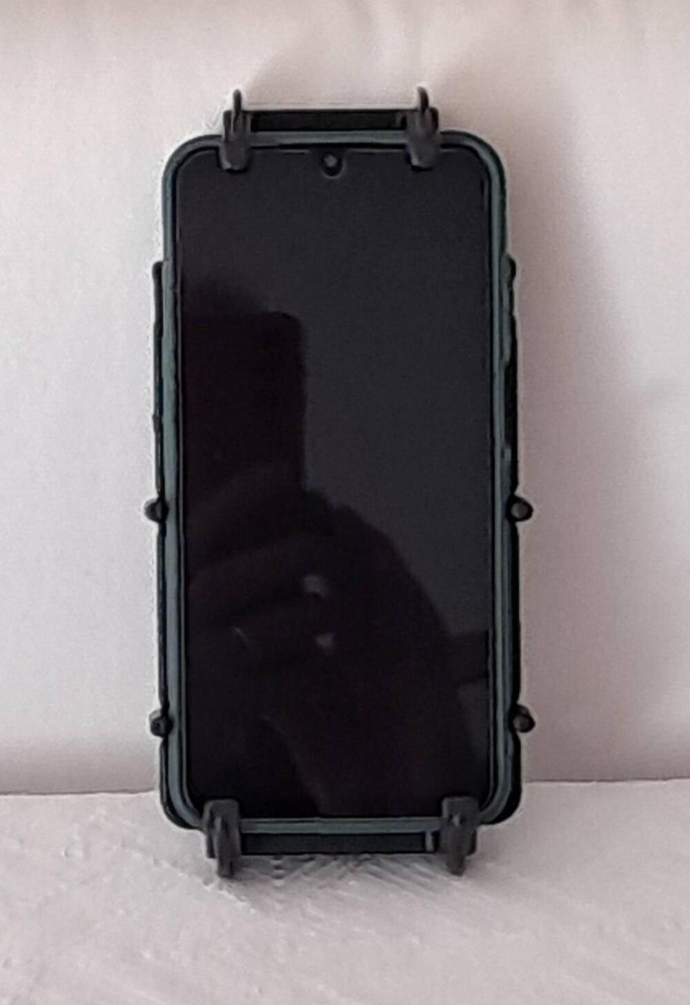 Porta cellulare moto Ram Mount (3)
