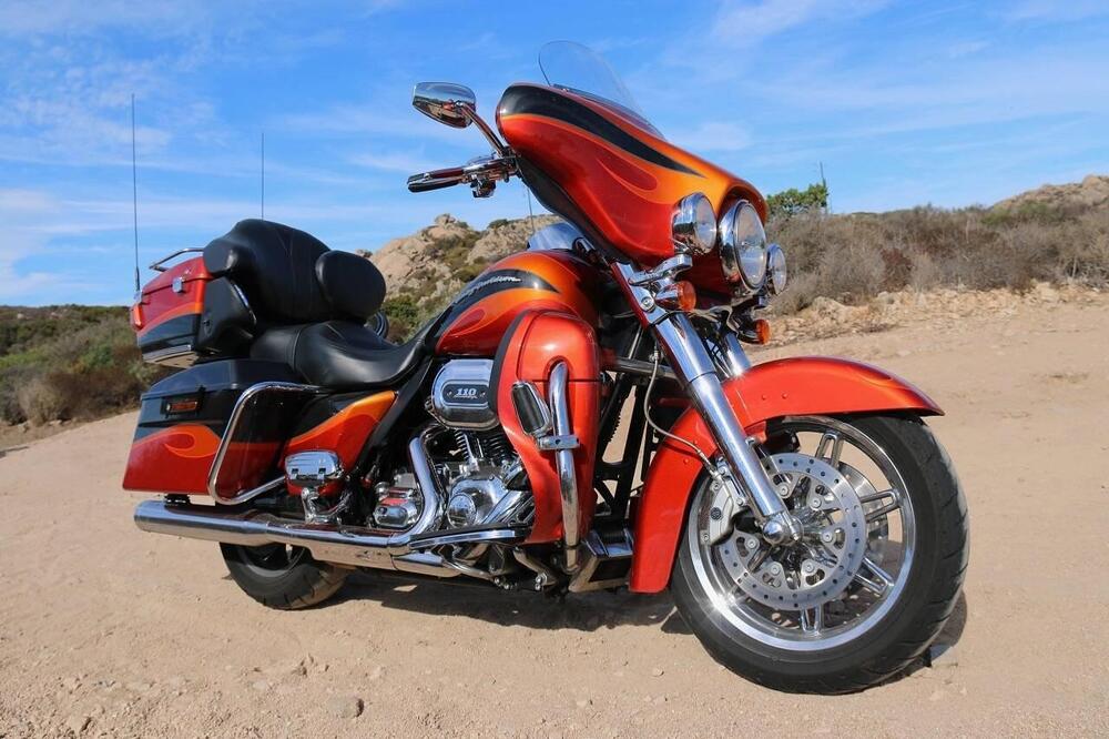 Harley-Davidson 1800 Electra Glide Ultra Classic (2012 - 13) - FLHTCUSE