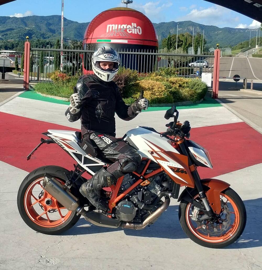 KTM 1290 Super Duke R SE ABS (2016) (10)
