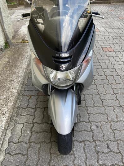 Suzuki Burgman AN 400 (2001 - 02) usata