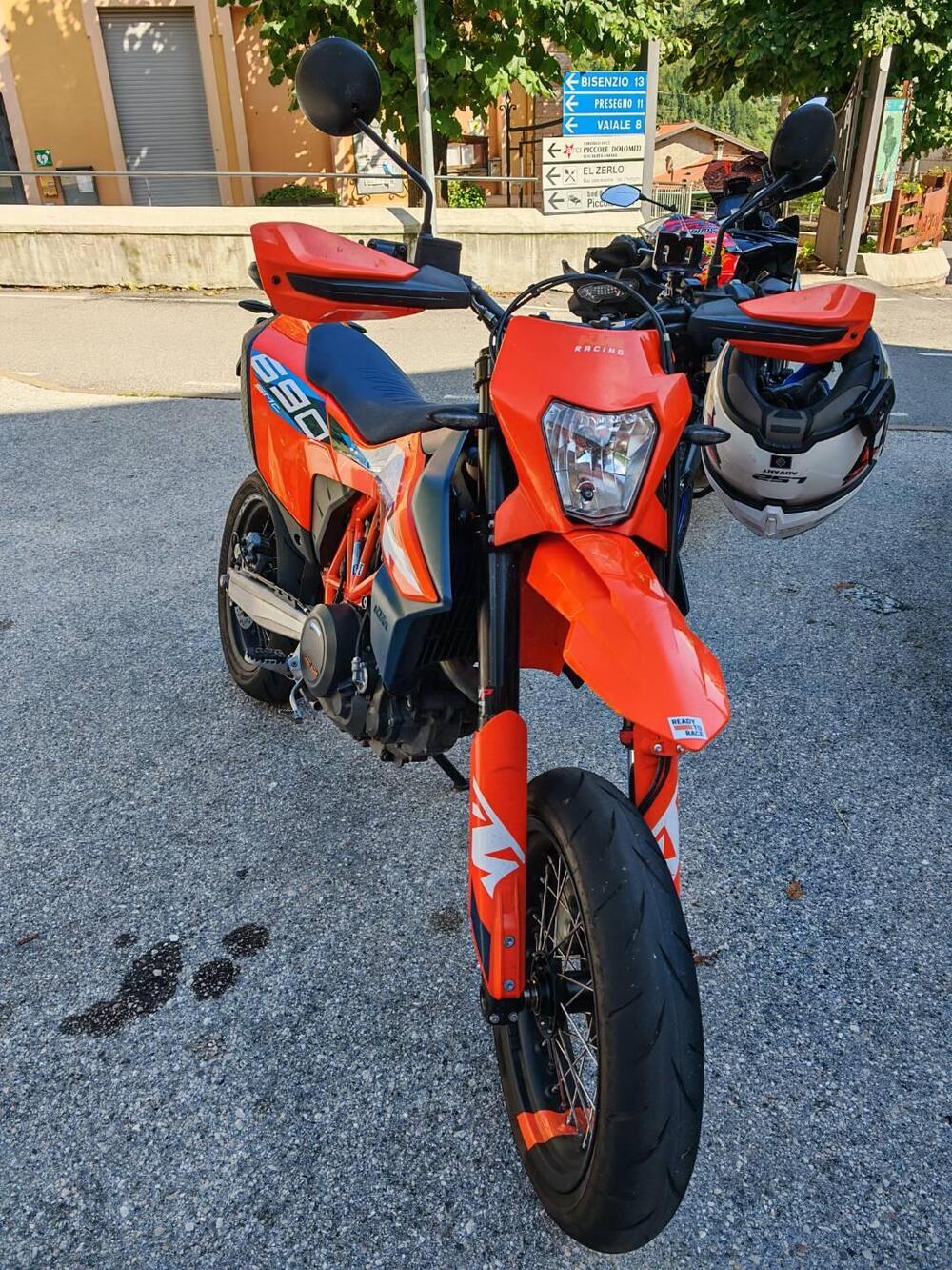 KTM 690 SMC R (2023 - 25) (2)