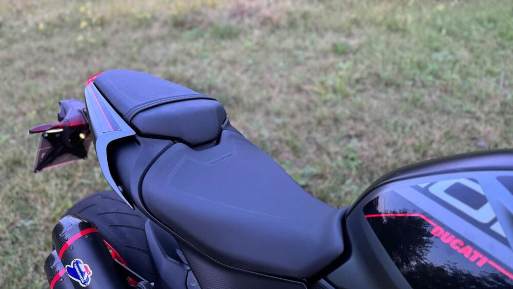 Ducati Monster 937 + (2021 - 25) (8)