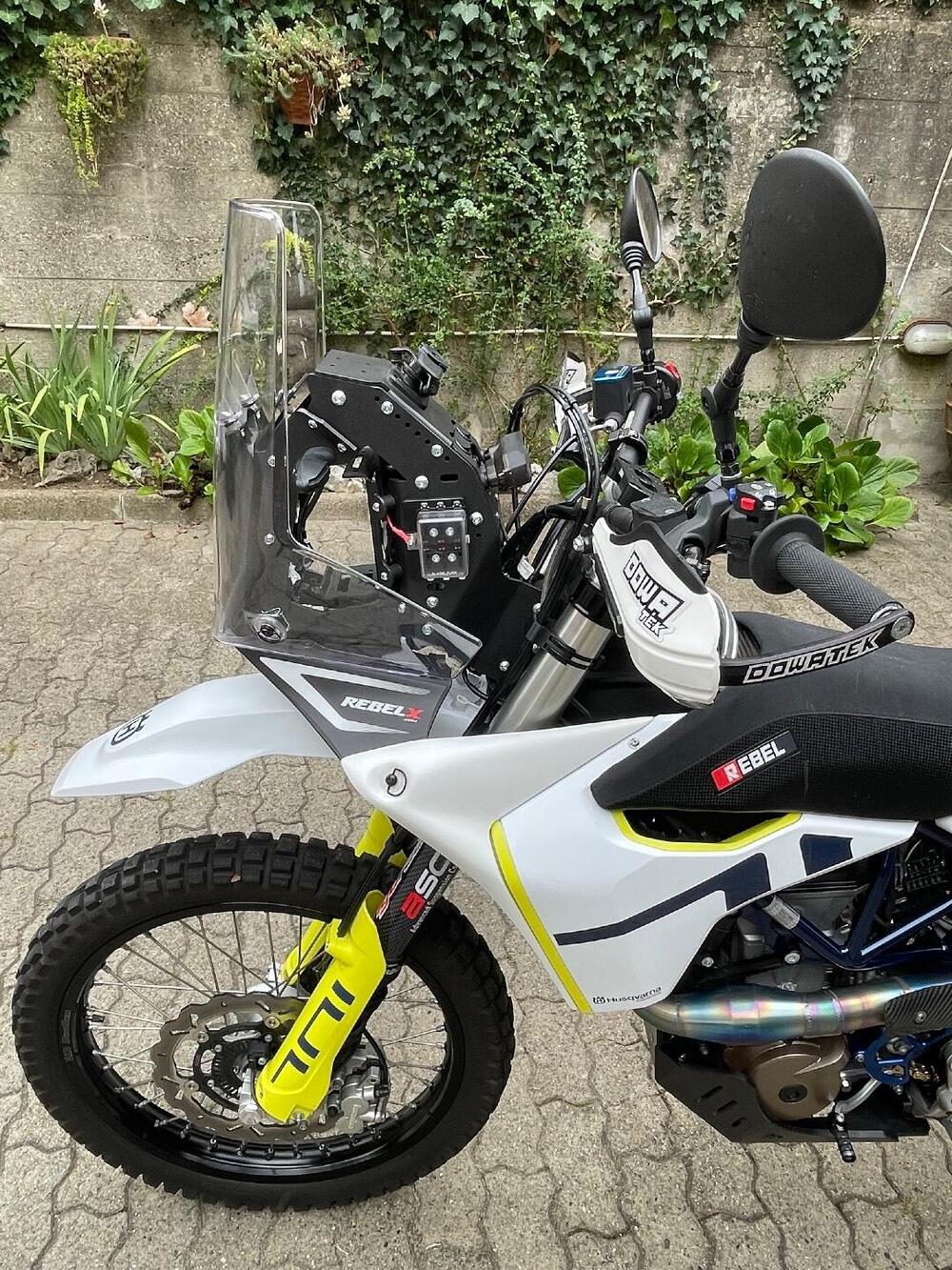 Husqvarna 701 Enduro (2023 - 25) (6)