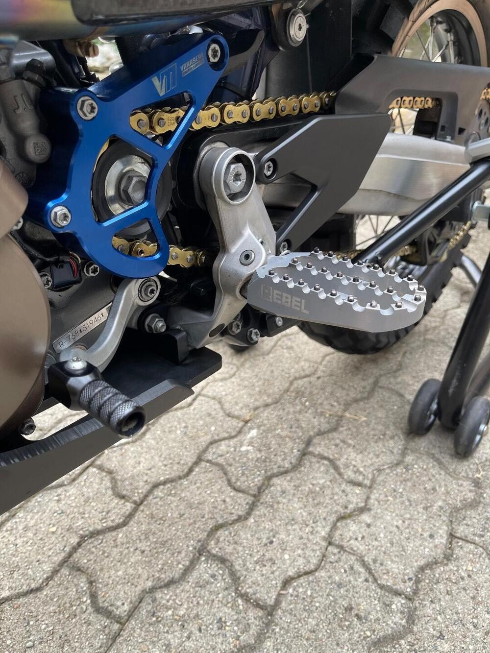 Husqvarna 701 Enduro (2023 - 25) (9)