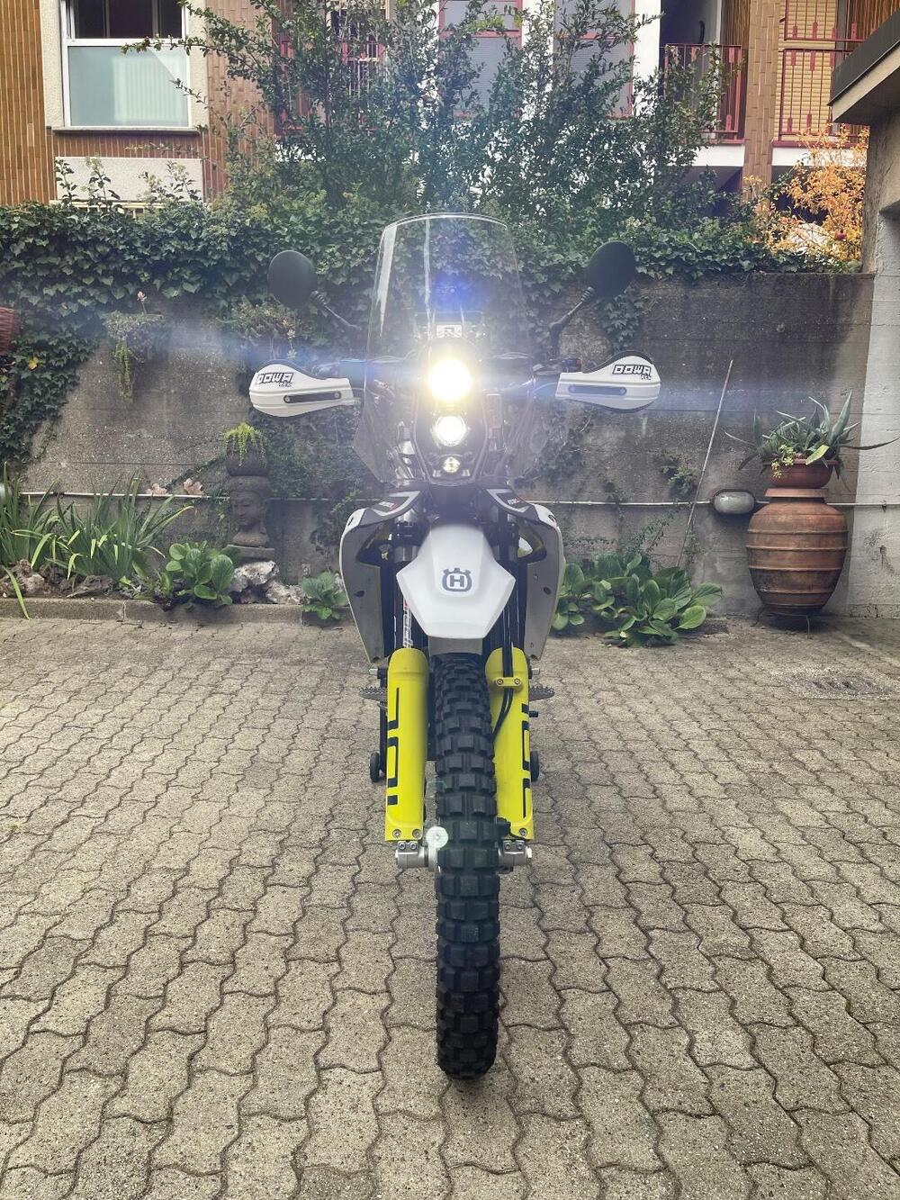 Husqvarna 701 Enduro (2023 - 25) (16)