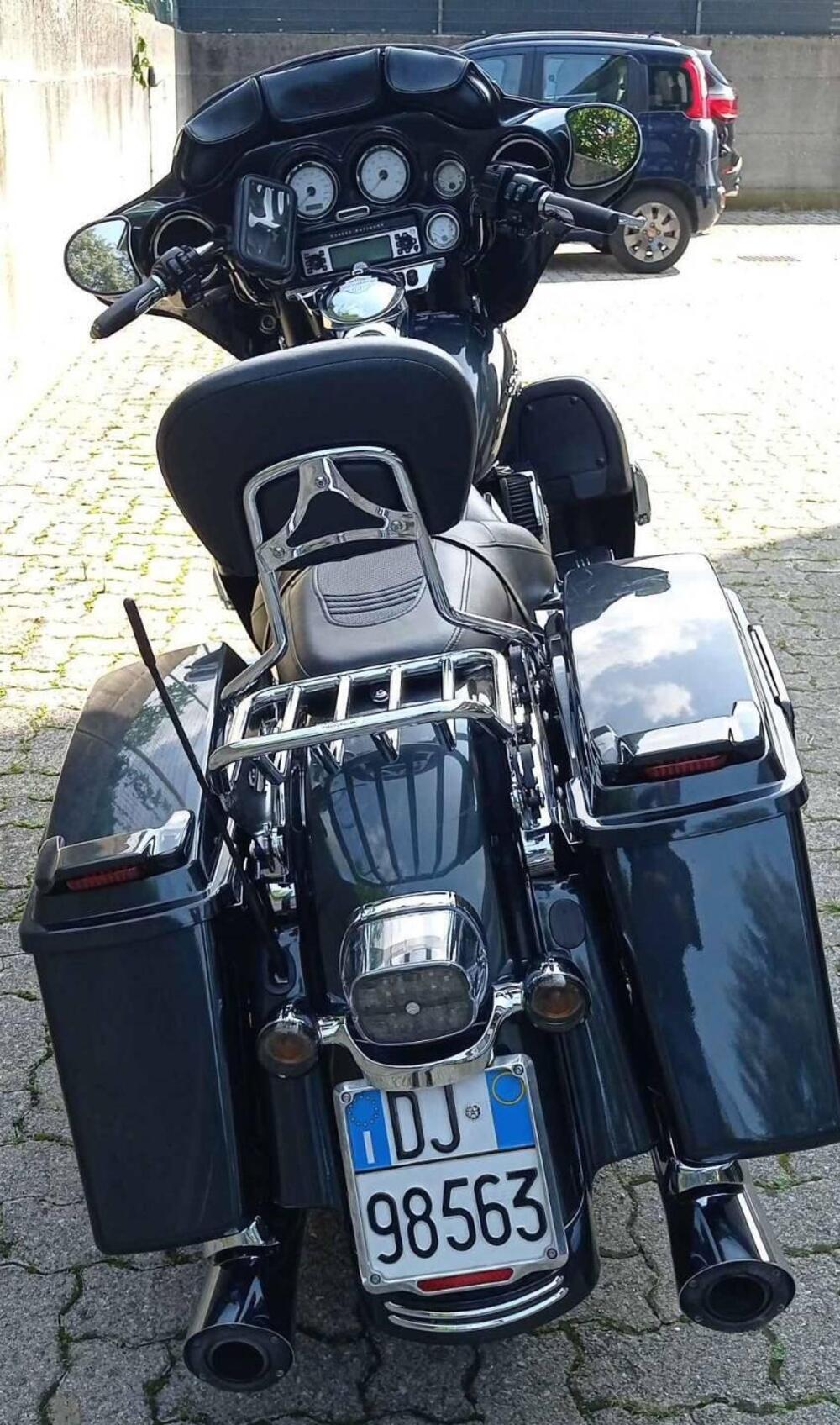 Harley-Davidson 1584 Street Glide (2008 - 10) - FLHX (6)