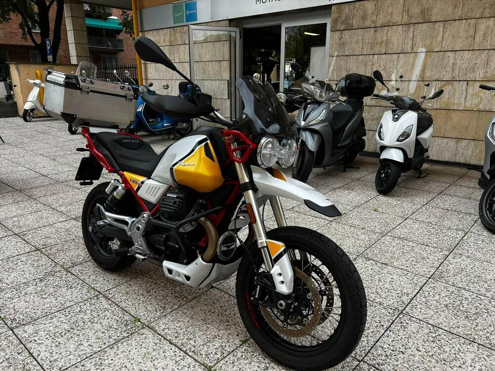 Moto Guzzi V85 TT Evocative Graphics (2019 - 20) (3)