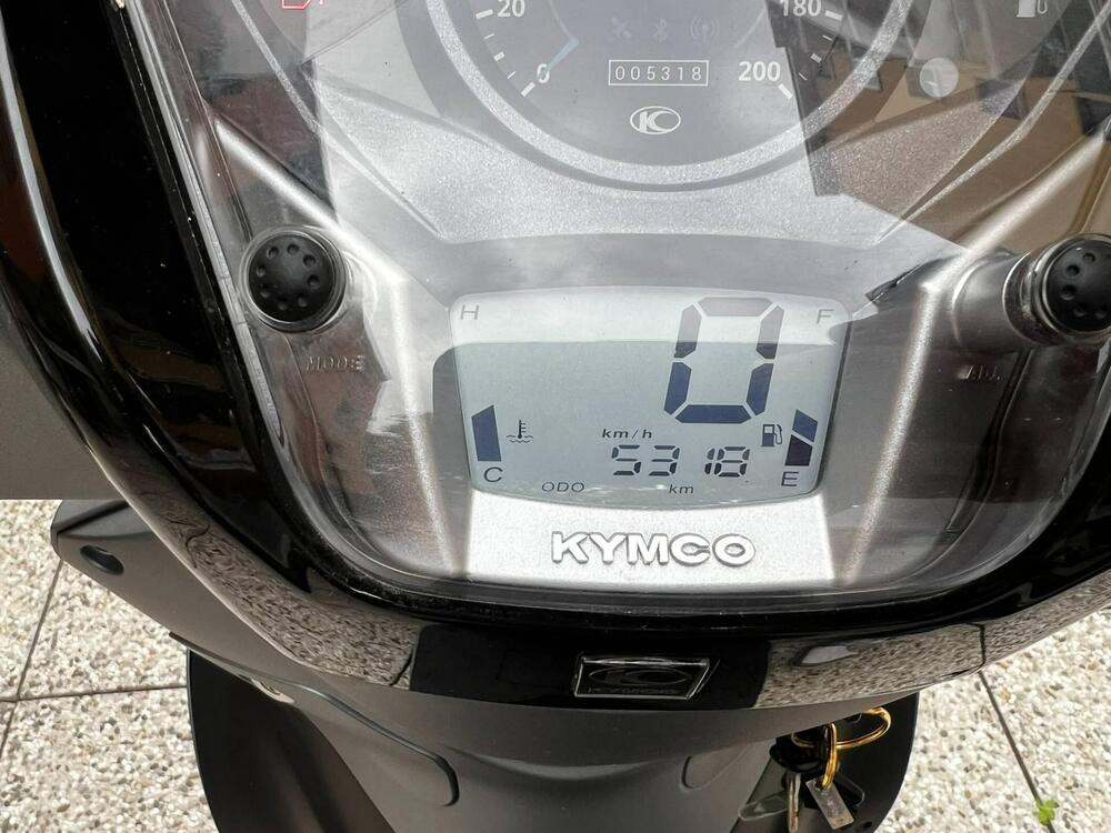 Kymco People 300i S (2021 - 22) (4)