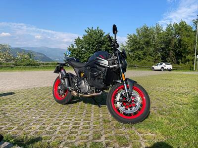 Ducati Monster 937 + (2021 - 25) usata